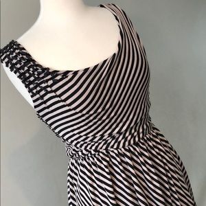 ❤️ Esley Striped And Draped Dress